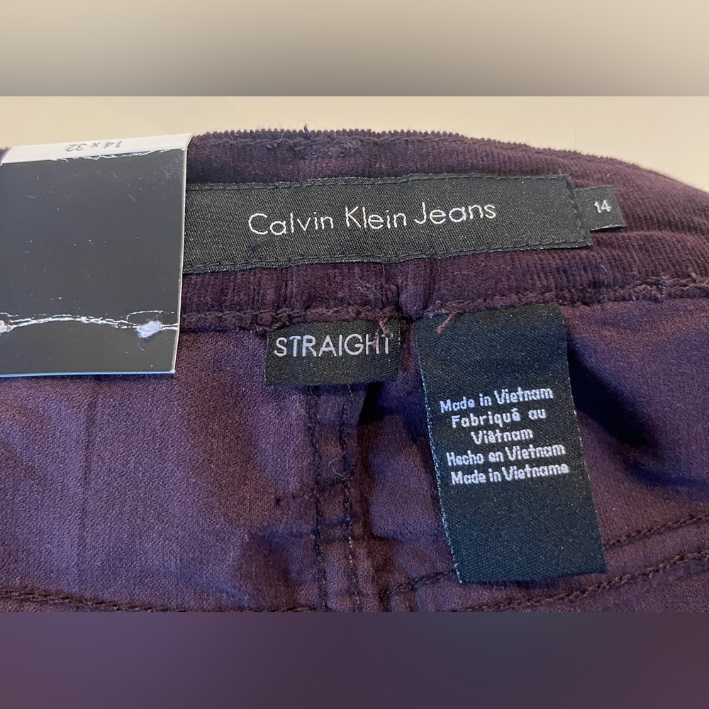 New Women’s Calvin Klein Burgundy Straight Leg Corduroy Jeans. Size 14 - Picture 4 of 6